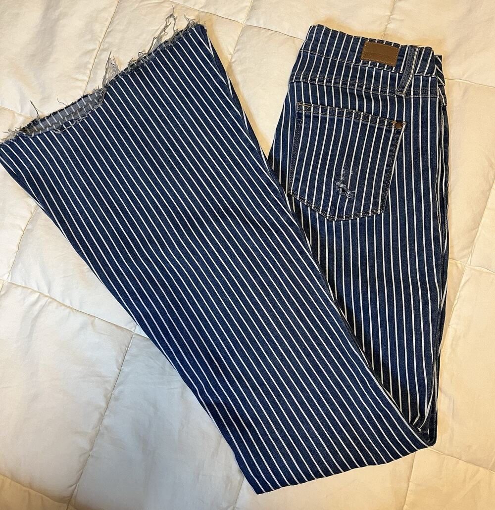 Judy Blue Super Flare Jeans Womens 3/26 Blue Striped High Rise Stretch 28 X 32